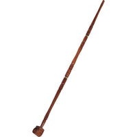 Tyylikäs, kolmiosainen Wood Pipe 3 Zippsy puupiippu, 59 cm pituinen, vaaleaa puuta ja kiiltävällä messinkirenkaalla varustettuna.