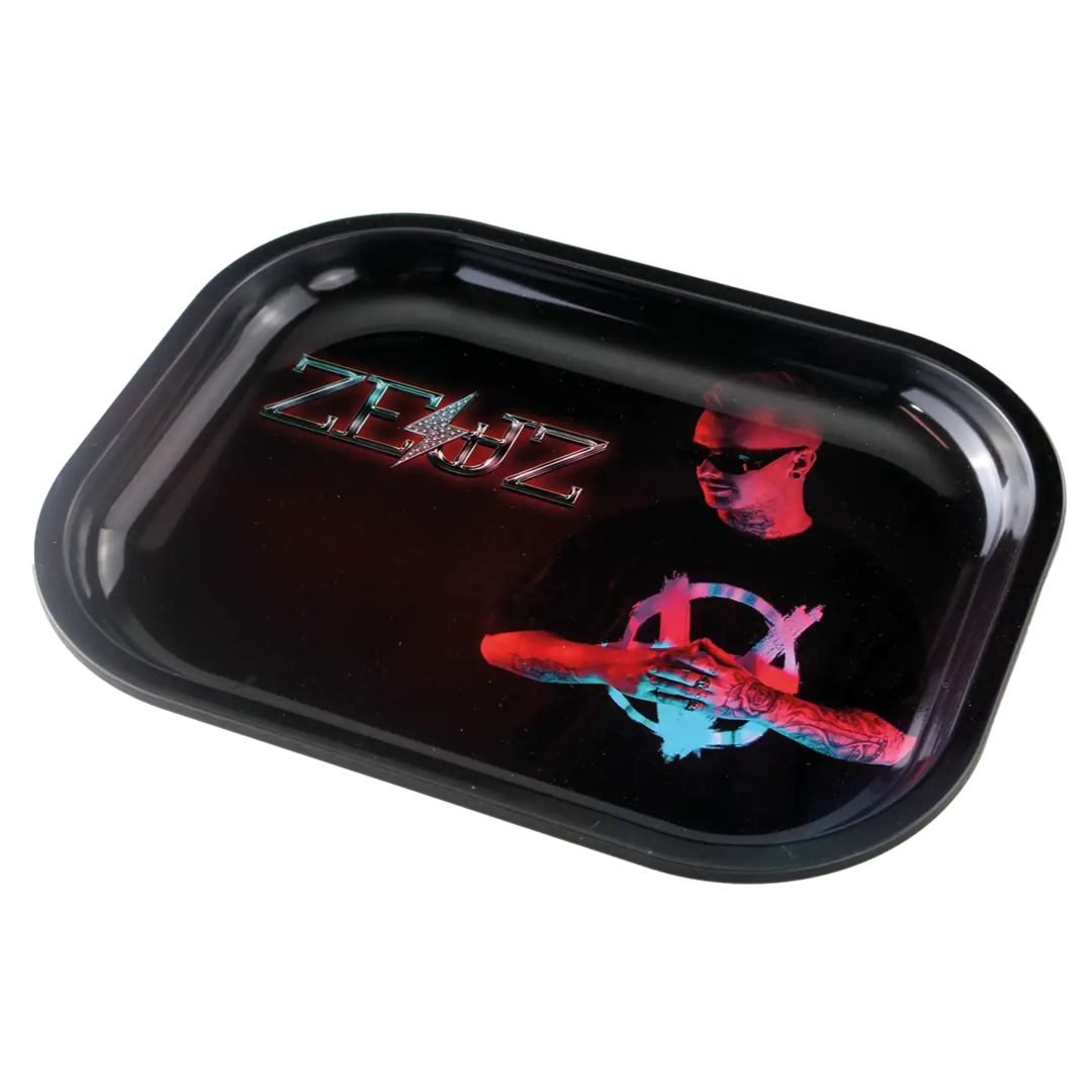 Black Leaf Rolling Tray ZEUZ S metallinen väsäysalusta DJ ZEUZ kuviolla 180x140 mm - Kaninkolo verkkokauppa