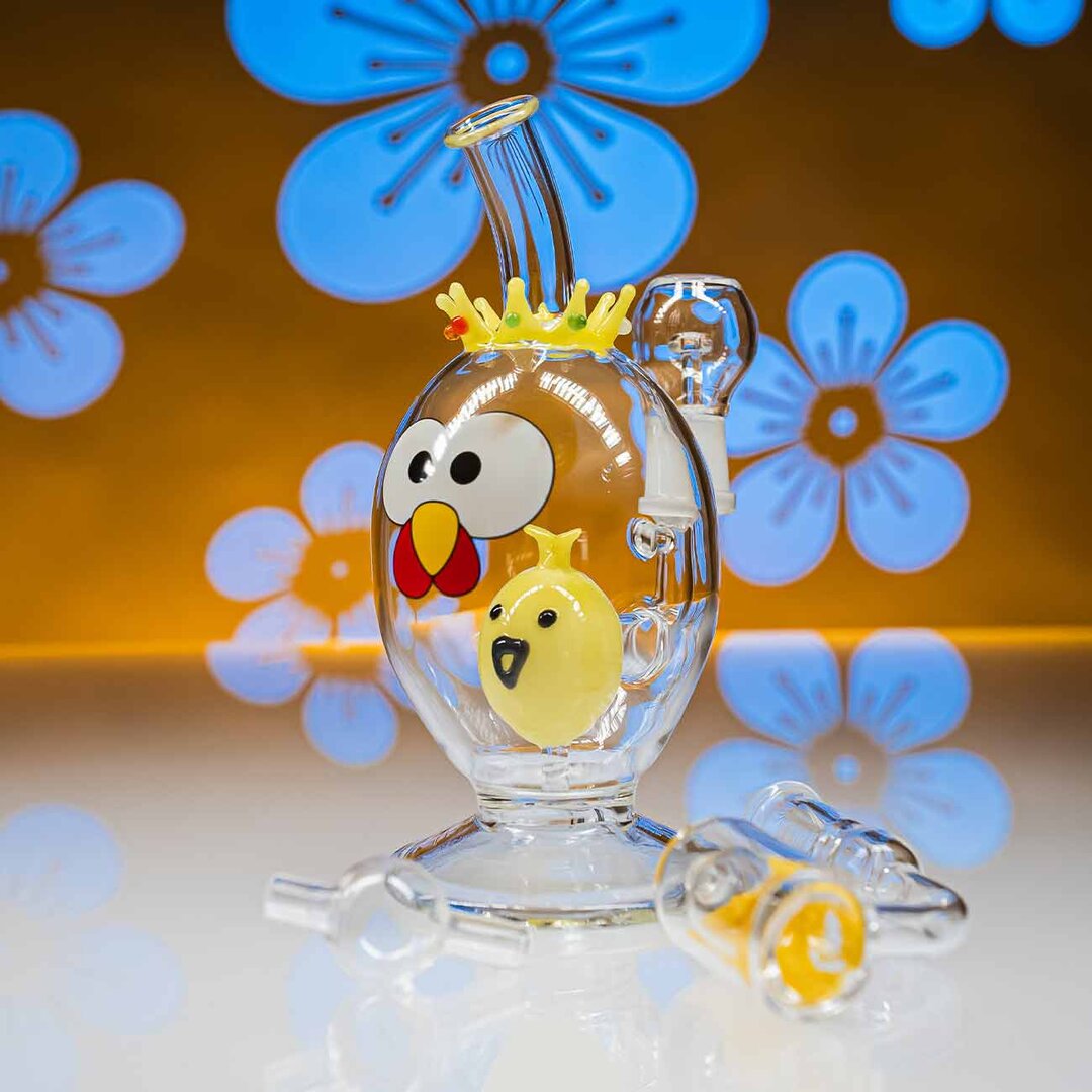 Kaninkolon Black Leaf King Egg Oil Bong Percolator. Alle 35cm lasibongi percolaattorilla.