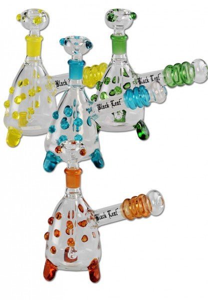 BL Glass Bubbler with feet edestä kuvattuna