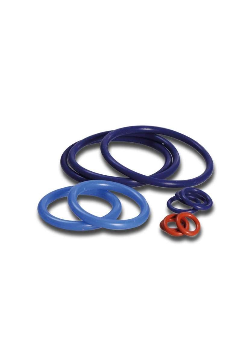 Lähikuva Crafty Seal Ring Set -tiivistesarjasta, jossa näkyy useita mustia ja oransseja tiivisterenkaita vaalealla taustalla.
