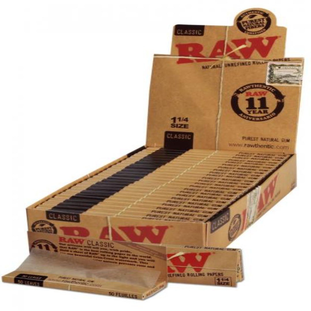 RAW Classic 1 1/4 rullapaperipakkaus 50 kpl, valkaisematon, luonnollinen, Spanish Size