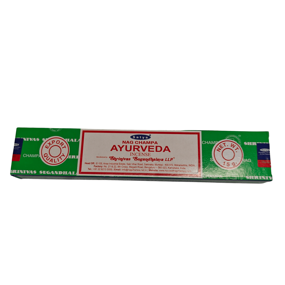 Kuva Satya Ayurveda suitsukepaketista, jossa näkyy perinteisiä intialaisia kuvioita ja logo, suitsuketikkuja aseteltuna tyylikkäästi.