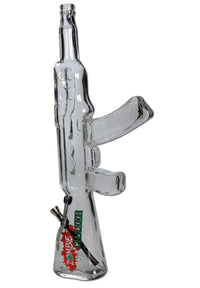 Zombie Chaser Machine Gun Bong 50cm valkoisella taustalla, jossa on yksityiskohtaisesti esitetty konekiväärin ja zombie-teeman elementit.