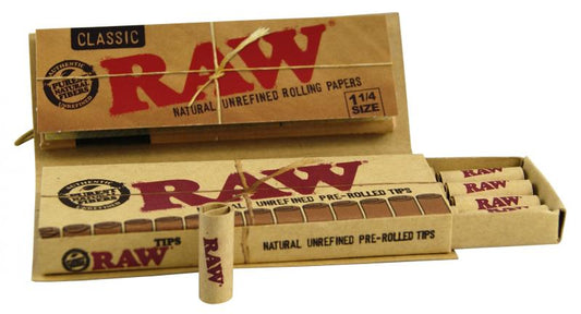 Raw Connoisseur 1 1/4 w/prerolled Tips